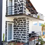 Sea House *