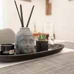 아파트 Sea House